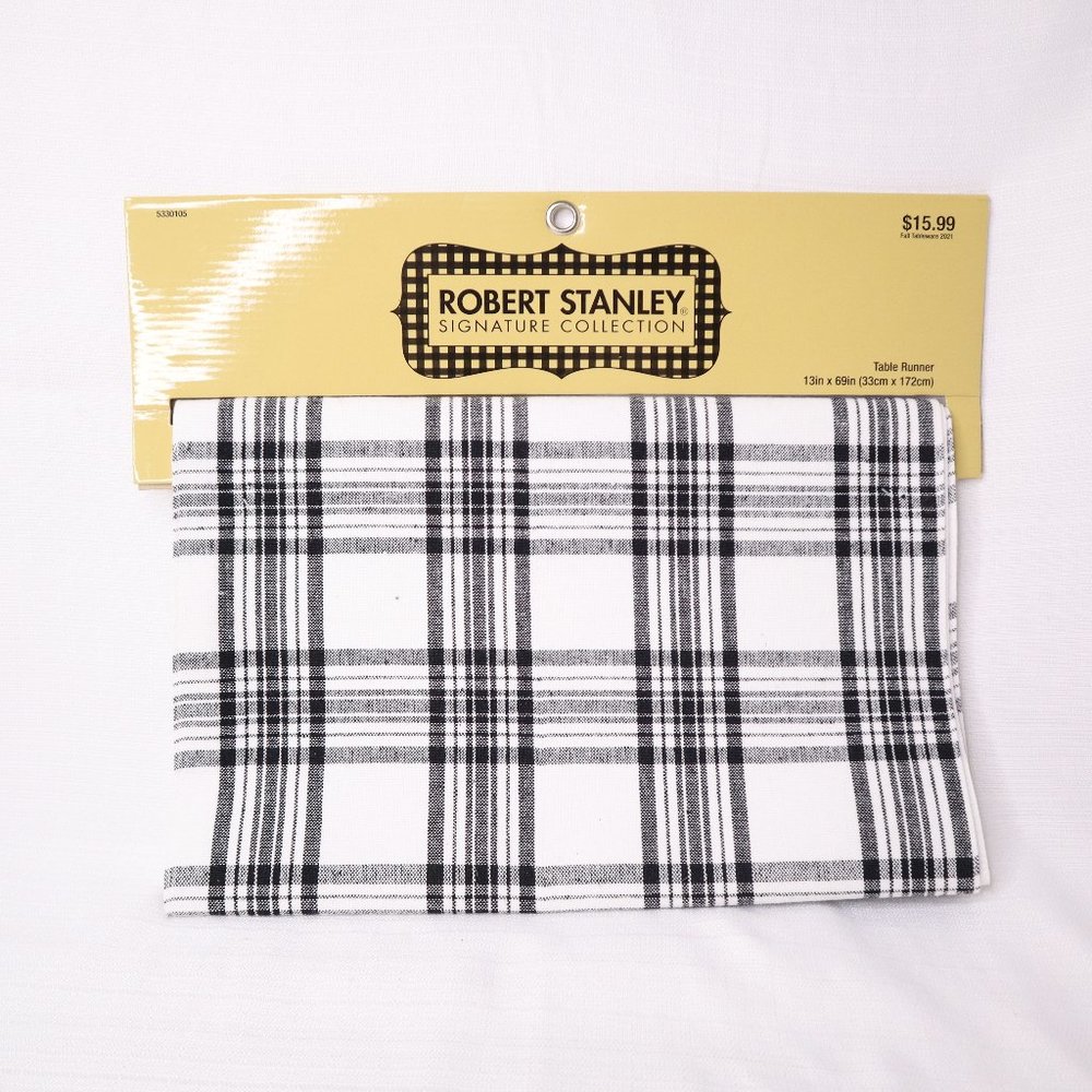 Hobby Lobby Buffalo cottage table runner black/white 13x69 new